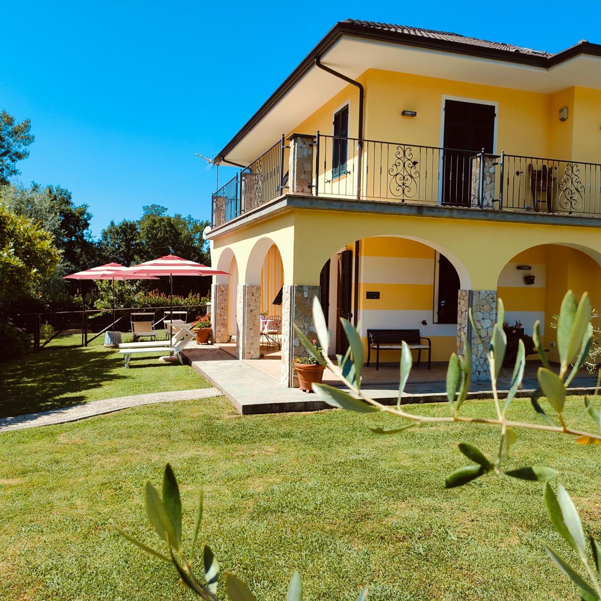 Maison Du Vale Sesta Godano Bagian luar foto